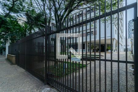 Apartamento para alugar com 120m², 2 quartos e 1 vagaFachada