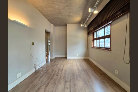 Apartamento para alugar com 120m², 2 quartos e 1 vagaSala