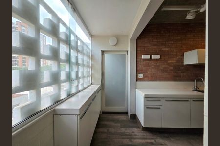 Apartamento para alugar com 120m², 2 quartos e 1 vagaÁrea de Serviço