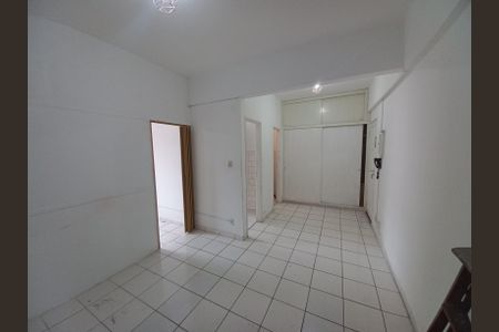 Sala de apartamento para alugar com 1 quarto, 46m² em Centro, São Vicente
