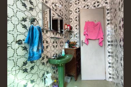 Casa à venda com 81m², 2 quartos e 1 vaga Casa à venda com 81m², 2 quartos e 1 vagaBanheiro