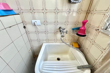 Apartamento à venda com 56m², 2 quartos e 1 vagaÁrea de Serviço