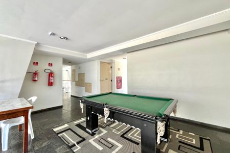 Apartamento à venda com 56m², 2 quartos e 1 vagaÁrea comum