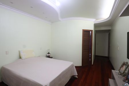 Apartamento para alugar com 230m², 3 quartos e 2 vagasSuite 3