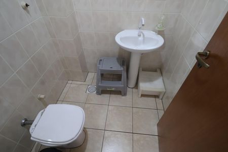 Apartamento para alugar com 230m², 3 quartos e 2 vagasBanheiro de serviço