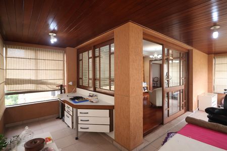 Apartamento para alugar com 230m², 3 quartos e 2 vagasSacada