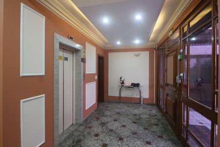 Apartamento para alugar com 230m², 3 quartos e 2 vagasHall de entrada