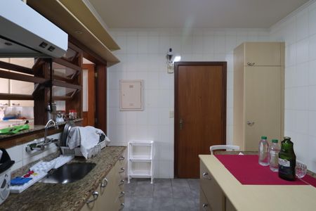 Apartamento para alugar com 230m², 3 quartos e 2 vagasCozinha