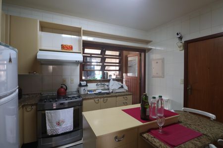 Apartamento para alugar com 230m², 3 quartos e 2 vagasCozinha