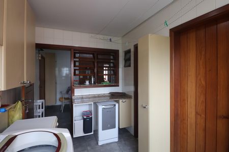 Apartamento para alugar com 230m², 3 quartos e 2 vagasÁrea de Serviço