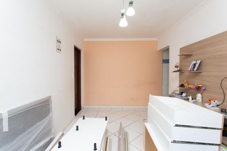 Casa à venda com 150m², 1 quarto e 2 vagasSala