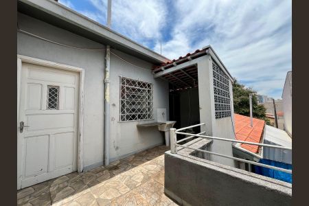 Casa à venda com 250m², 5 quartos e 4 vagas Casa à venda com 250m², 5 quartos e 4 vagasEdícula