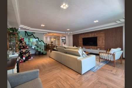 Sala de casa de condomínio para alugar com 4 quartos, 170m² em Recreio dos Bandeirantes, Rio de Janeiro