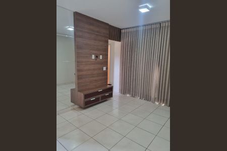 Apartamento para alugar com 3 quartos, 67m² em Parque Oeste Industrial, Goiânia