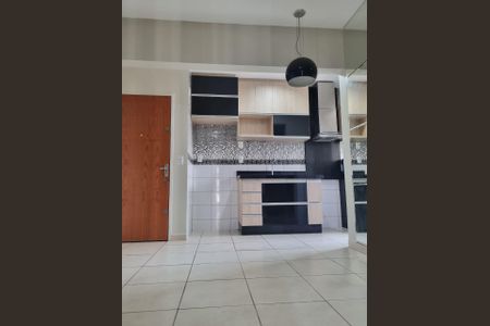 Apartamento para alugar com 3 quartos, 67m² em Parque Oeste Industrial, Goiânia