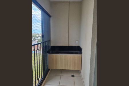 Apartamento para alugar com 3 quartos, 67m² em Parque Oeste Industrial, Goiânia