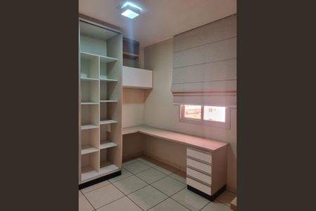 Apartamento para alugar com 3 quartos, 67m² em Parque Oeste Industrial, Goiânia