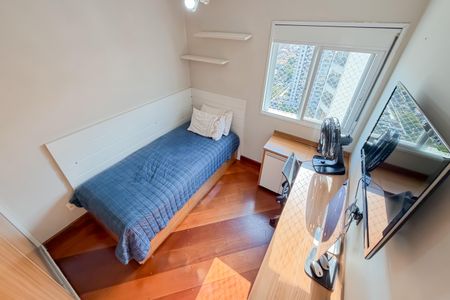 Apartamento à venda com 133m², 3 quartos e 2 vagas Apartamento à venda com 133m², 3 quartos e 2 vagasQuarto 2