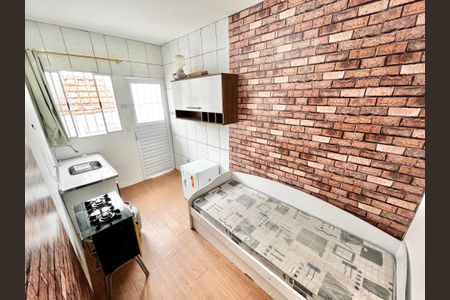 Sala/Quarto/Cozinha de kitnet/studio para alugar com 1 quarto, 20m² em Vila Roque, São Paulo