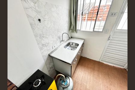 Sala/Quarto/Cozinha de kitnet/studio para alugar com 1 quarto, 20m² em Vila Roque, São Paulo