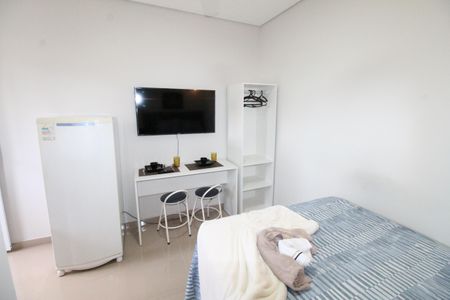 Quarto / Cozinha de kitnet/studio para alugar com 1 quarto, 38m² em Vila Rubi, São José dos Campos