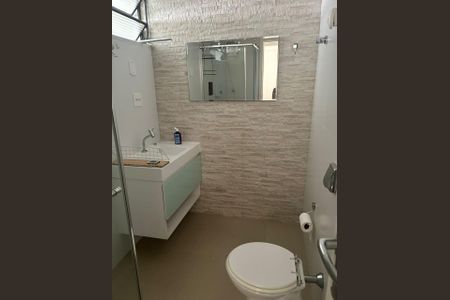 Apartamento à venda com 64m², 2 quartos e sem vagaBanheiro