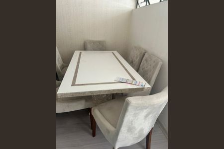 Apartamento à venda com 64m², 2 quartos e sem vagaSala