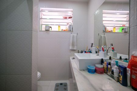Apartamento à venda com 90m², 2 quartos e 1 vagaBanheiro Suite