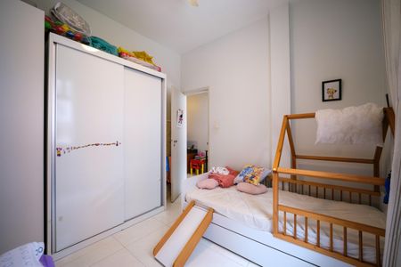 Apartamento à venda com 90m², 2 quartos e 1 vagaQuarto 2