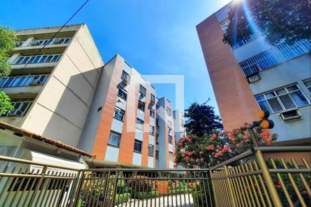 Apartamento à venda com 90m², 2 quartos e 1 vagaFachada