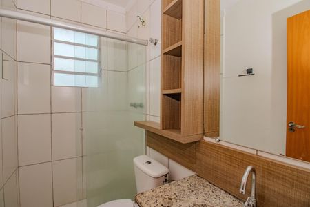 Apartamento para alugar com 45m², 2 quartos e 1 vaga Apartamento para alugar com 45m², 2 quartos e 1 vagaBanheiro