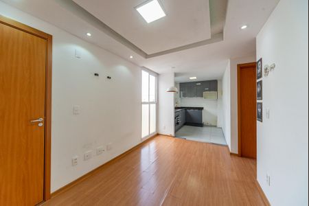 Apartamento para alugar com 45m², 2 quartos e 1 vagaSala