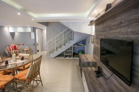 Sala de casa de condomínio à venda com 3 quartos, 119m² em Jacarepaguá, Rio de Janeiro