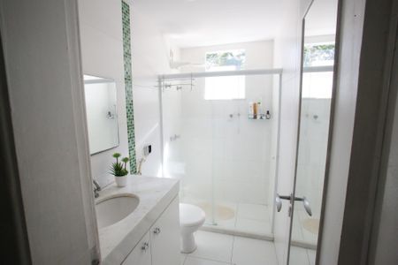 Casa de condomínio à venda com 119m², 3 quartos e 1 vagaBanheiro da Suíte