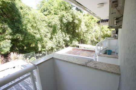 Casa de condomínio à venda com 119m², 3 quartos e 1 vagaVaranda da Suíte