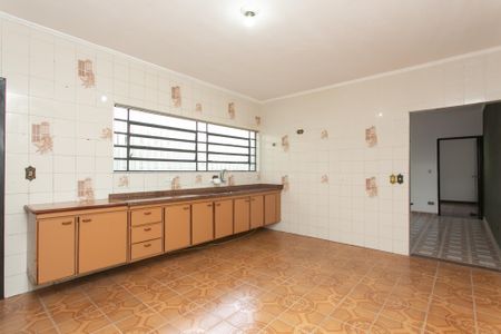 Casa à venda com 180m², 3 quartos e 3 vagas Casa à venda com 180m², 3 quartos e 3 vagasCozinha