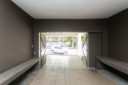 Casa à venda com 180m², 3 quartos e 3 vagas Casa à venda com 180m², 3 quartos e 3 vagasGaragem