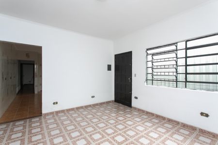 Casa à venda com 180m², 3 quartos e 3 vagas Casa à venda com 180m², 3 quartos e 3 vagasSala