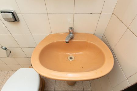 Casa à venda com 180m², 3 quartos e 3 vagas Casa à venda com 180m², 3 quartos e 3 vagasBanheiro 3