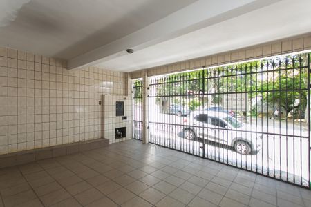 Casa à venda com 180m², 3 quartos e 3 vagas Casa à venda com 180m², 3 quartos e 3 vagasGaragem