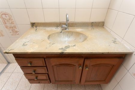 Casa à venda com 180m², 3 quartos e 3 vagas Casa à venda com 180m², 3 quartos e 3 vagasBanheiro da Suíte 1