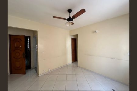 Sala de apartamento para alugar com 2 quartos, 60m² em Todos Os Santos, Rio de Janeiro