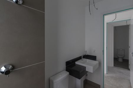 Apartamento à venda com 120m², 2 quartos e 2 vagasBanheiro da Suíte 1