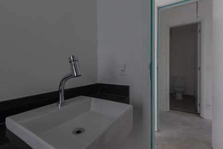 Apartamento à venda com 120m², 2 quartos e 2 vagasBanheiro da Suíte 1