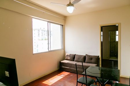 Sala de apartamento para alugar com 1 quarto, 52m² em Funcionários, Belo Horizonte