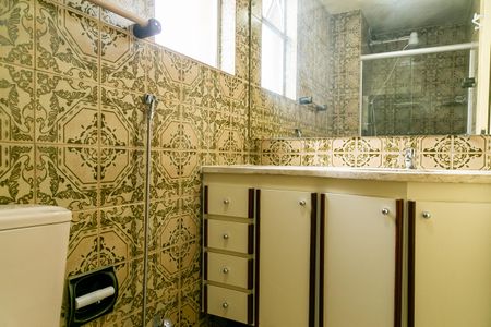 Apartamento para alugar com 52m², 1 quarto e sem vaga Apartamento para alugar com 52m², 1 quarto e sem vagaBanheiro da Suíte