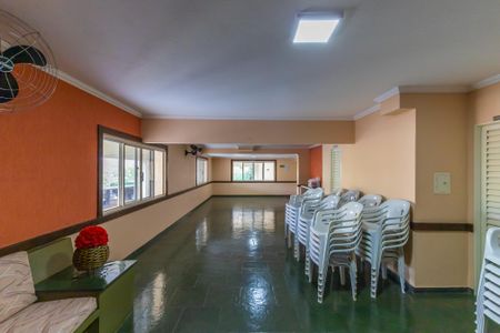 Apartamento à venda com 72m², 2 quartos e 1 vagaÁrea comum - Salão de festas