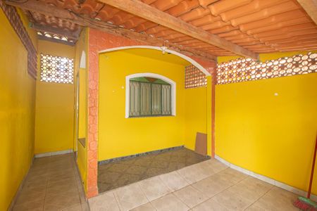 Casa para alugar com 55m², 1 quarto e 2 vagasQuintal