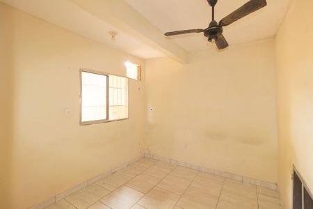 Quarto de casa para alugar com 1 quarto, 55m² em Campo Grande, Rio de Janeiro