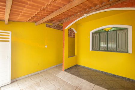 Casa para alugar com 55m², 1 quarto e 2 vagasQuintal